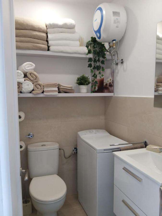 Neu Renoviertes, Huebsches Und Gemuetliches Appartement Mit Balkon Und Meerblick Costa De Antigua Kültér fotó